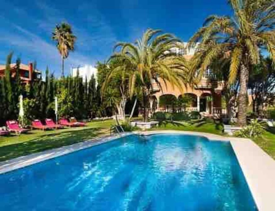 FRONT MER - Sublime appartement moderne et confortable Estepona Extérieur photo